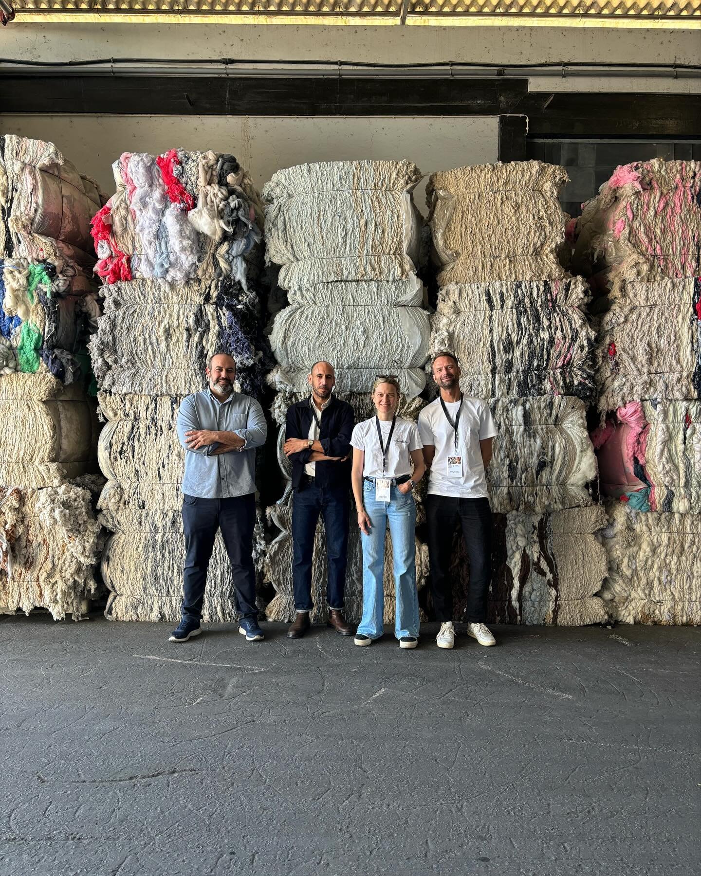 Thanks to the P2P Learning Programm of ECHN @creativehubsnet and @europeancommission we, @textile_prototyping_lab could exchange with our partner @_ooficio.com_ / @osaberfazer in Porto.

Thanks to @montebelostudio we could visit at the first day the 