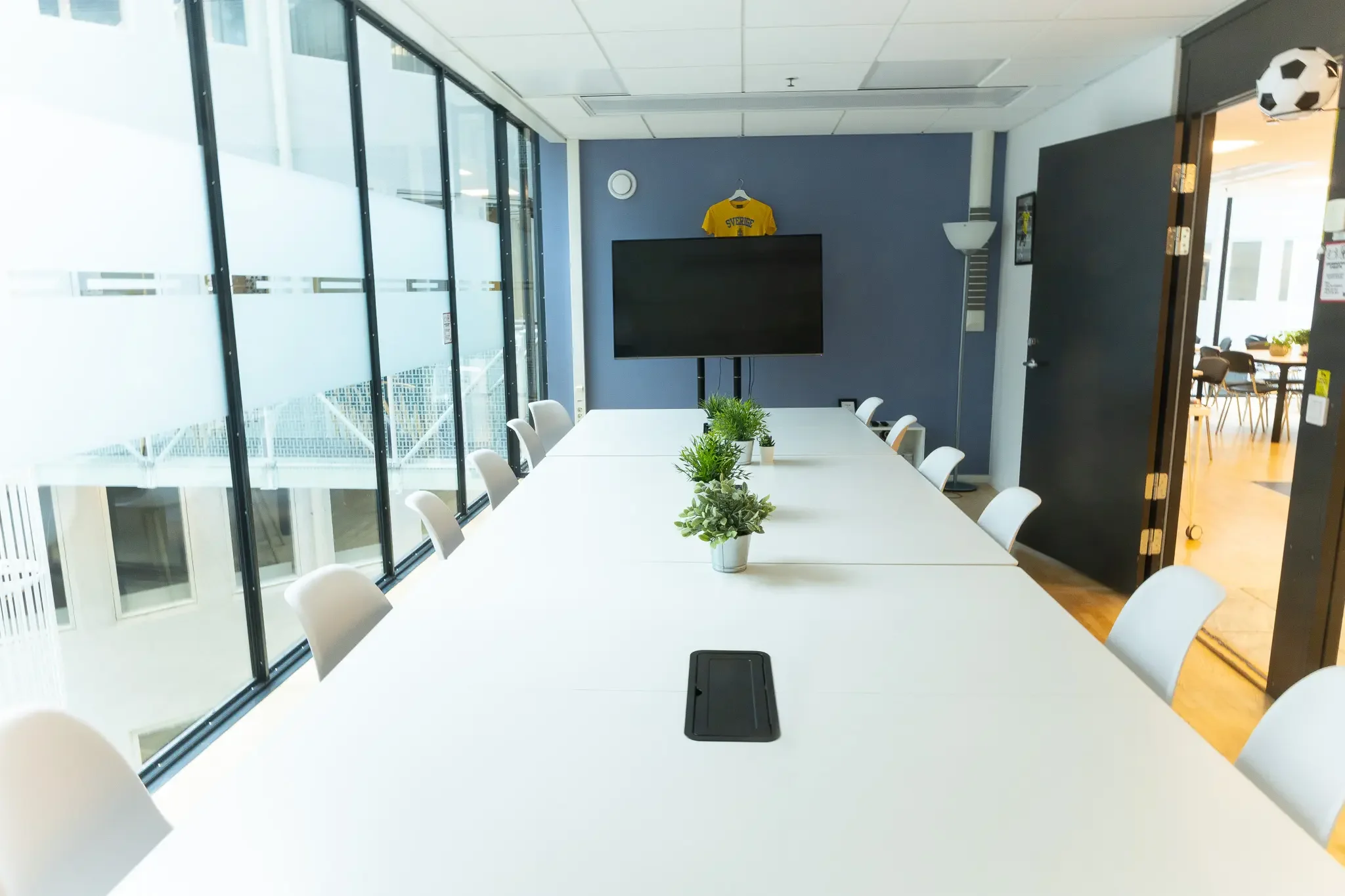largest meeting room at Embassy House Stockholm