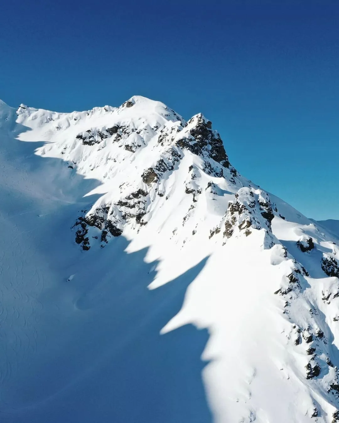 St.Ant&ouml;nien, Silbert&auml;lli - 2022
&middot;
&middot;
&middot;
&middot;
&middot;
#mountainescape #neverstopexploring #backcountry #landscapephotography #swissmountain #bergpic #skitouring #feelthealps #prettygau

@graubuenden 
@praettigau.ch