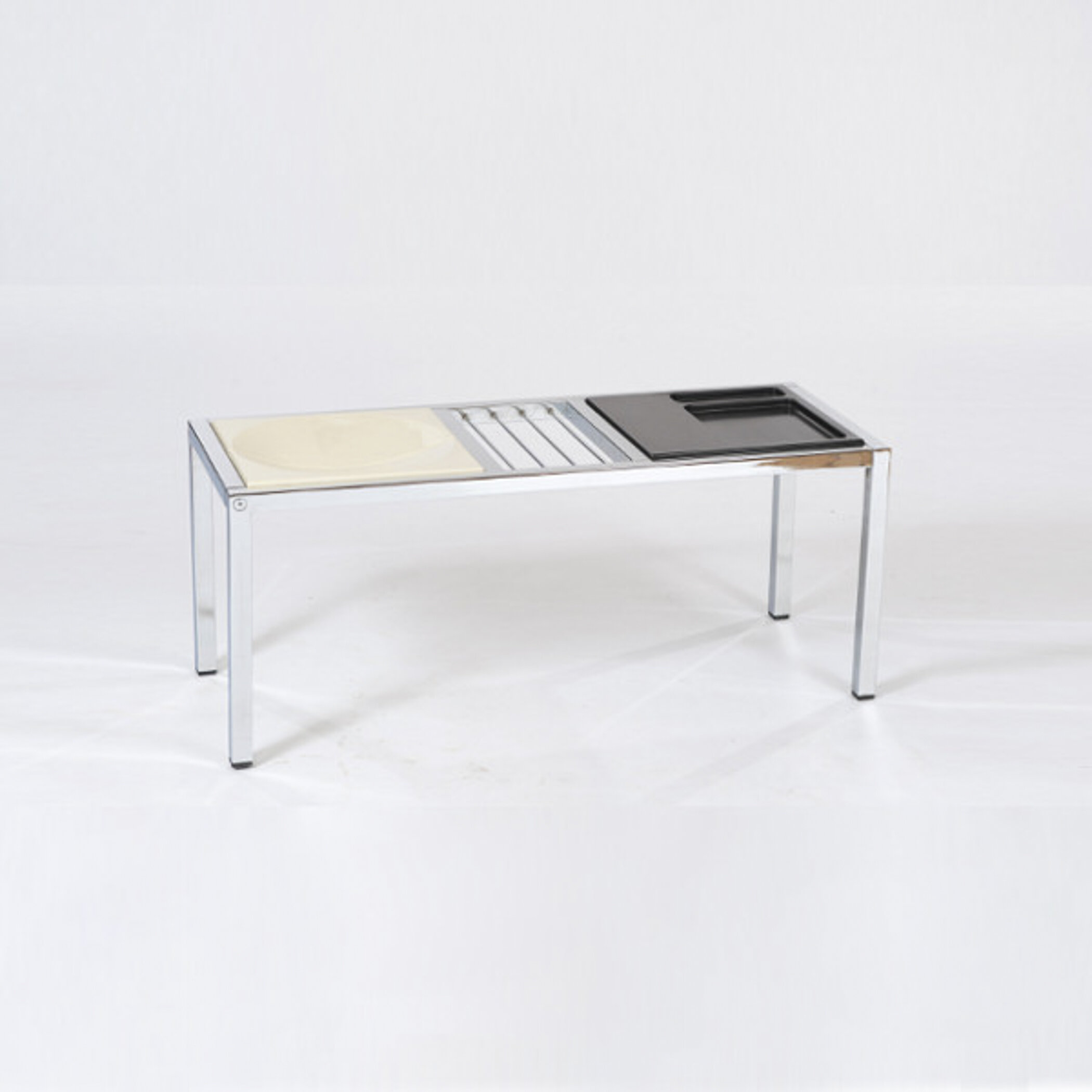 Telephone-Table-Angle.jpg