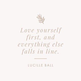 We think Lucille got it right here. Love yourself. We love you too! Be sure to check out our website (www.bodiluxe.com) to sign up for our newsletter and find out when we launch! Products coming December 2020.⁣
.⁣
.⁣
.⁣
.⁣
.⁣
#foreverybody #athleisur