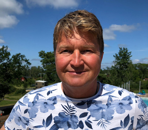 Torbjörn Jonsson   Co-Founder  50-årig entreprenör med erfarenhet av hus och byggentreprenader sedan 2004!