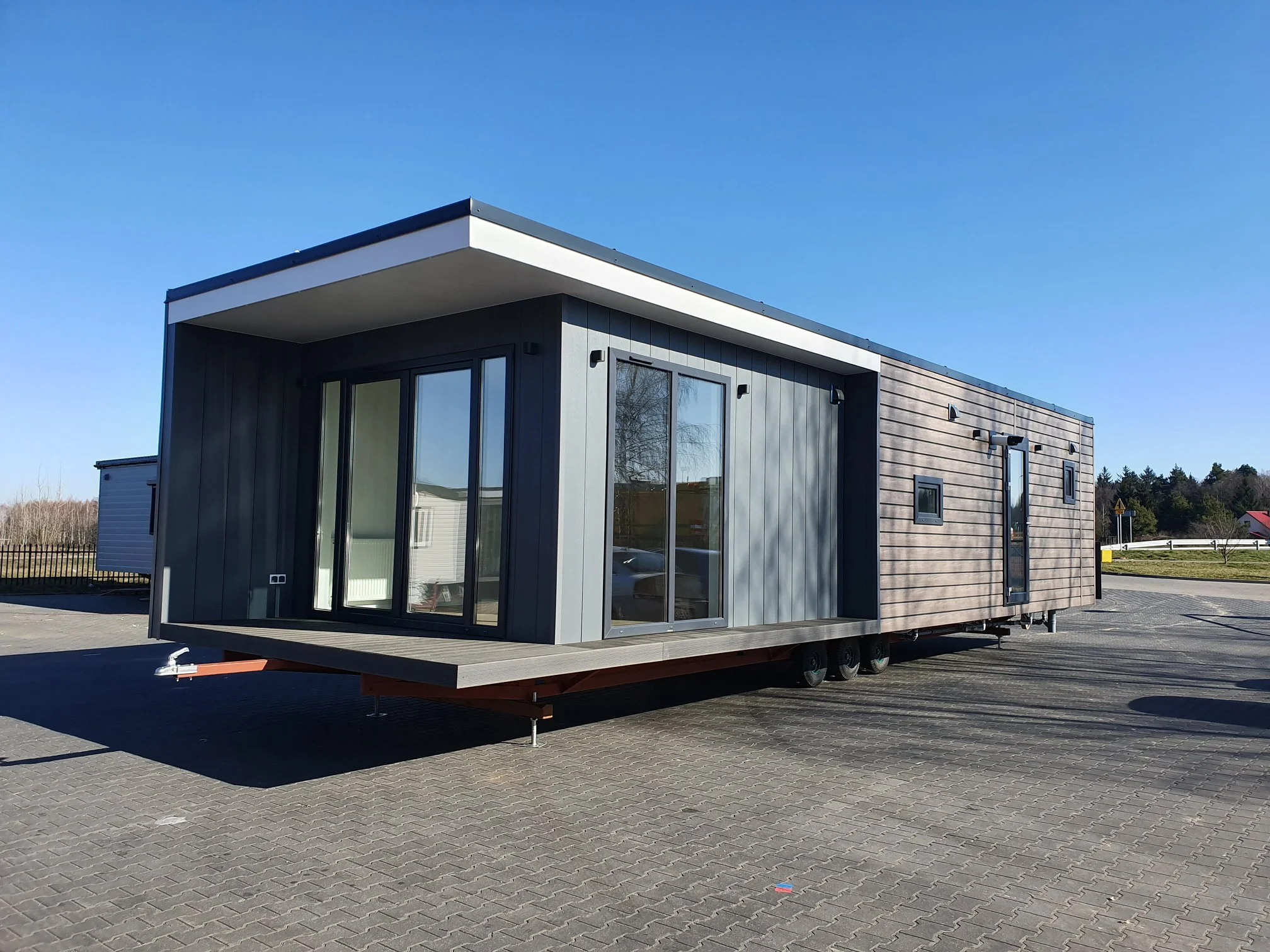 En modernare variant med inbyggd terass