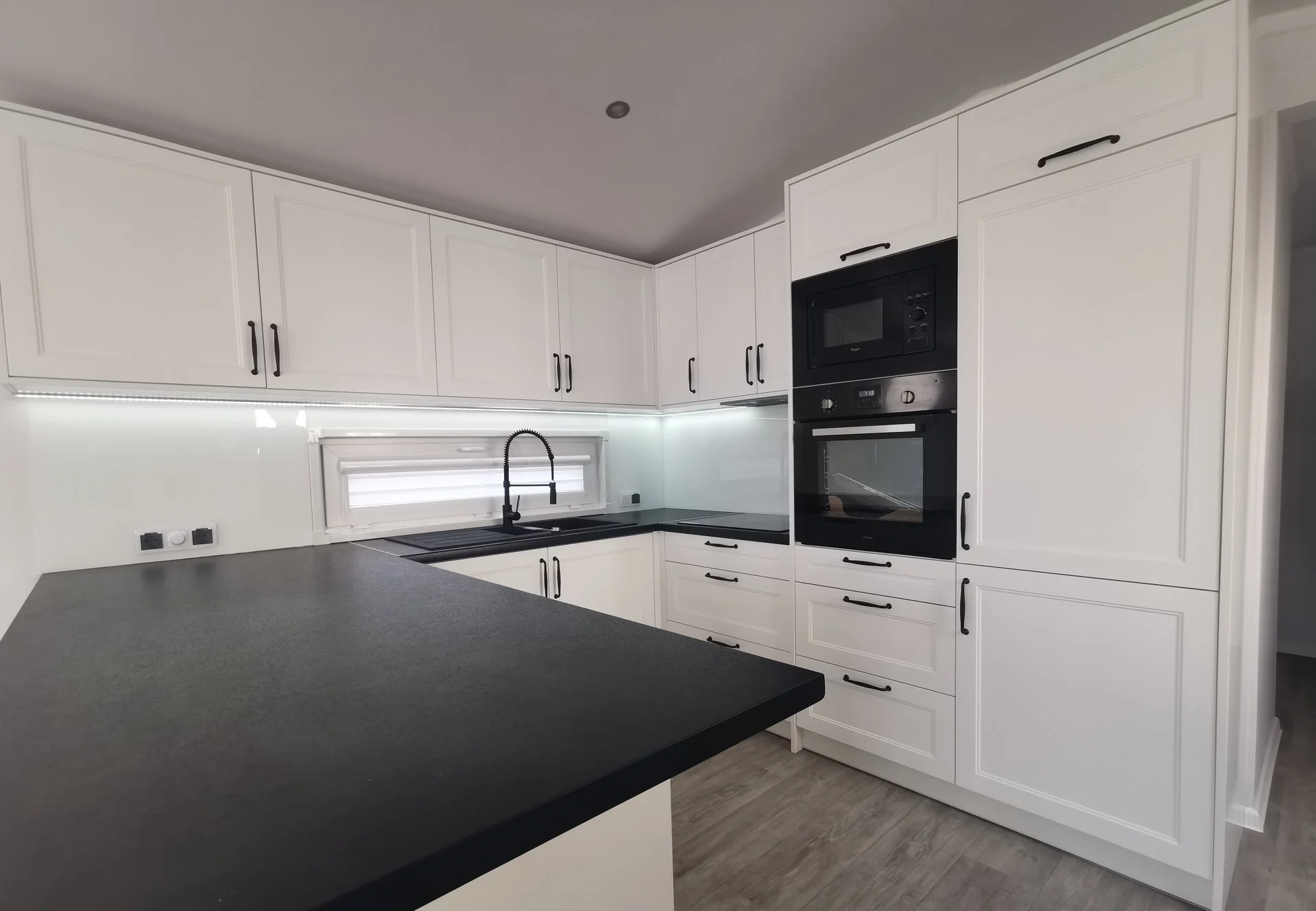 DMK kitchen black and white.jpg