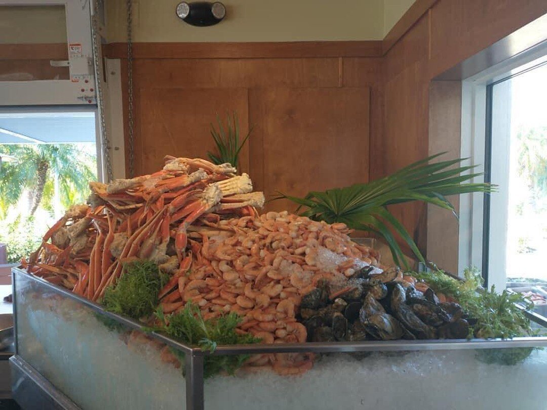 Did somebody say &ldquo;Sunday Brunch Raw Bar?&rdquo;

&mdash; join us for our brunch buffet that includes this bountiful seafood selection along with fresh sushi!

Brunch goes until 1pm 

#sundaybrunch #frigatesmelbourne #rawbar #sushi #brunchbuffet