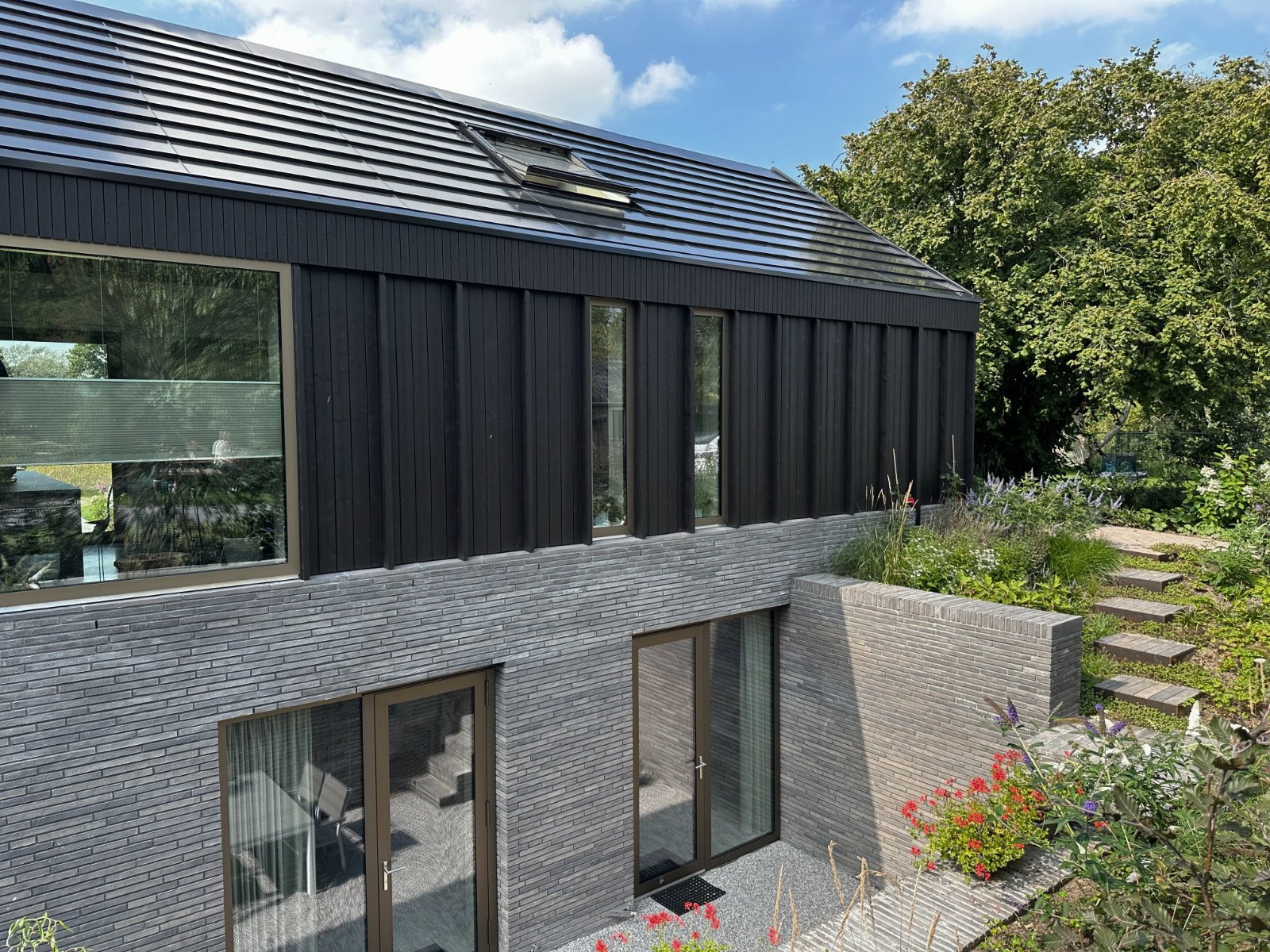 Bijsterenseweg patio.jpg