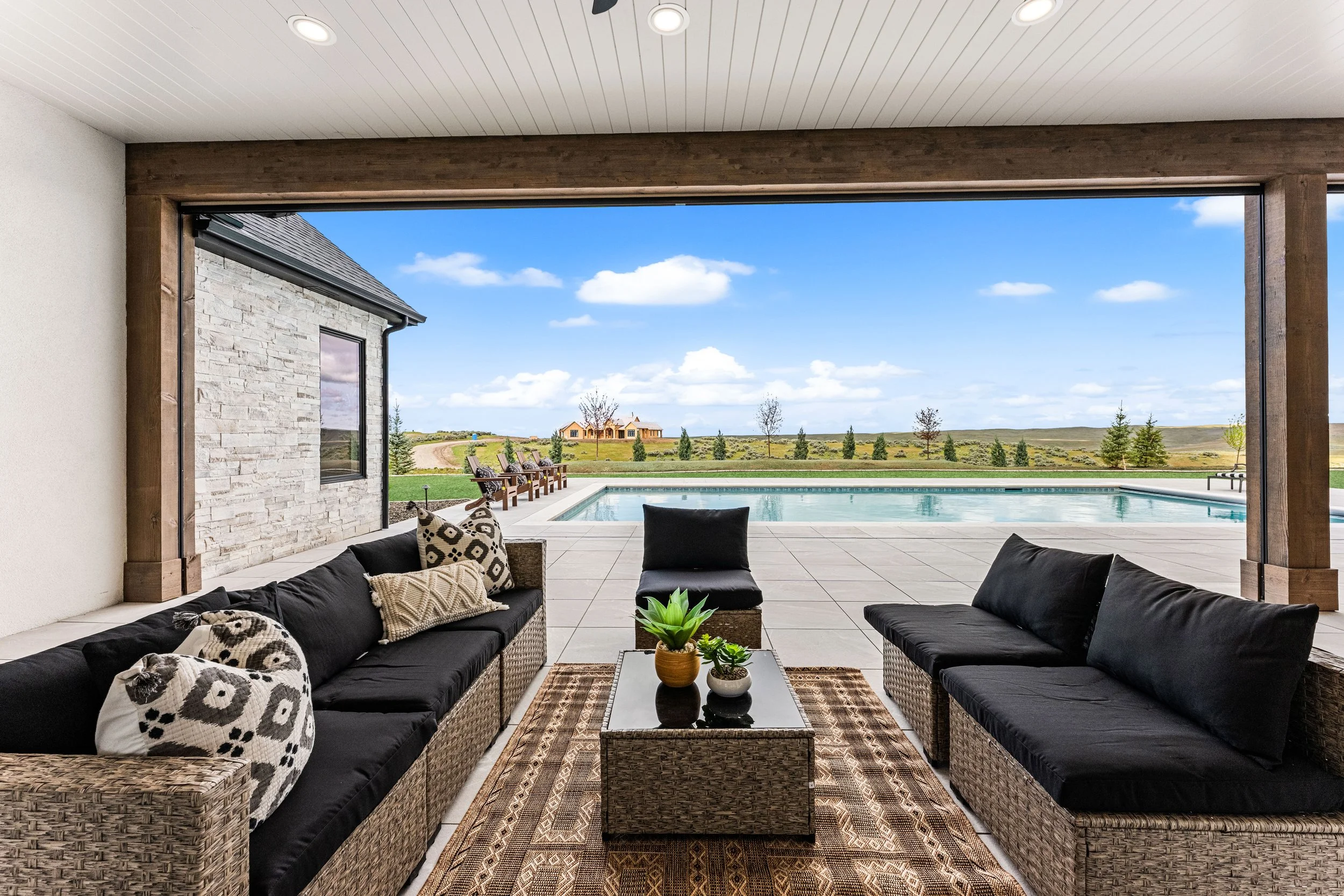 9737 N Springer Ln -13.jpg