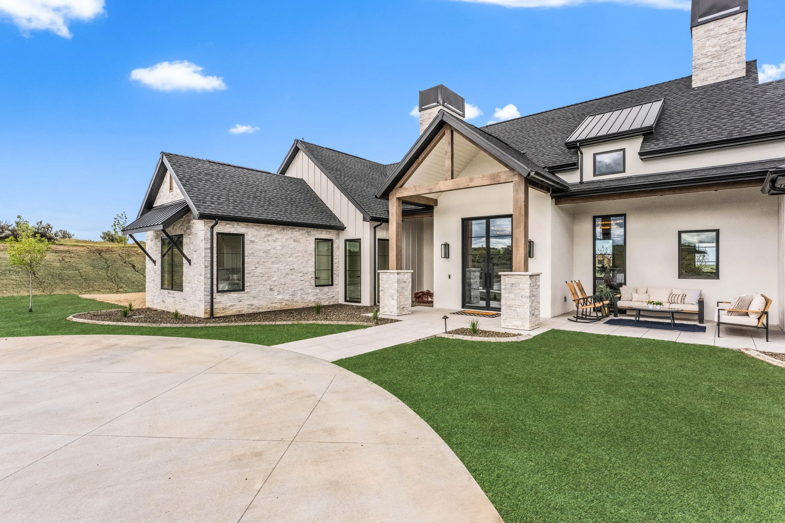 9737 N Springer Ln -8.jpg