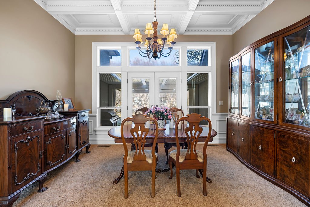 636WColchesterDr-22.jpg