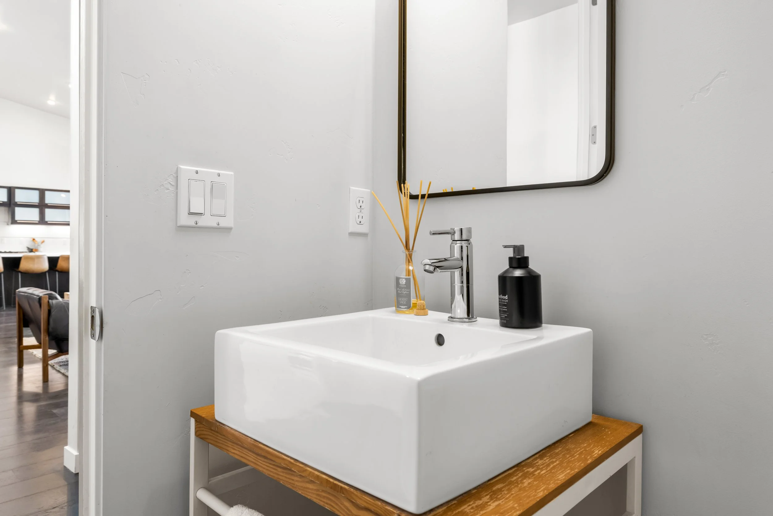 2318WDoraLn-54.jpg