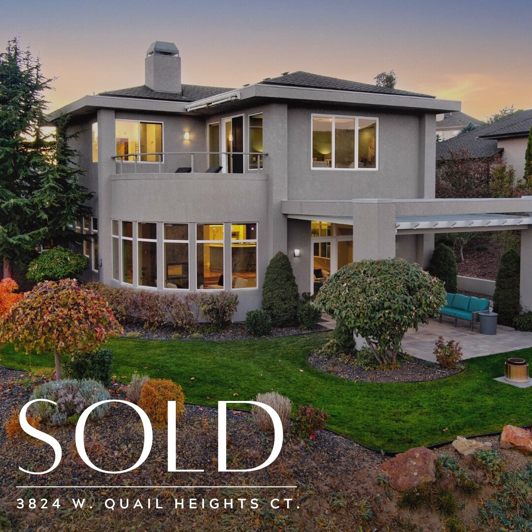 JUST SOLD ✨​​​​​​​​​​​​​​​​
​​​​​​​​​​​​​​​​
3824 W Quail Heights Ct​​​​​​​​​​​​​​​​
​​​​​​​​​​​​​​​​
So excited for our Buyers! We were able to secure them this stunning home in Quail Ridge with dream-worthy views 🏞️​​​​​​​​​​​​​​​​
​​​​​​​​
​​​​​​