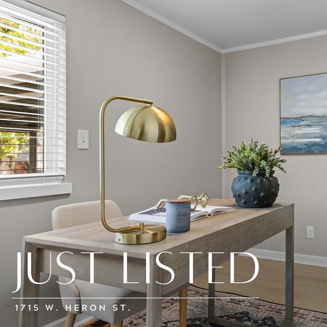 JUST LISTED ✨
⠀⠀⠀⠀⠀⠀⠀⠀⠀
OPEN SAT &amp; SUN, 1-3 PM
1715 W Heron St |  North End Boise
⠀⠀⠀⠀⠀⠀⠀⠀⠀
This completely renovated single level home in Boise&rsquo;s coveted North End, near iconic Hyde Park and picturesque Camels Back Park offers a sought aft