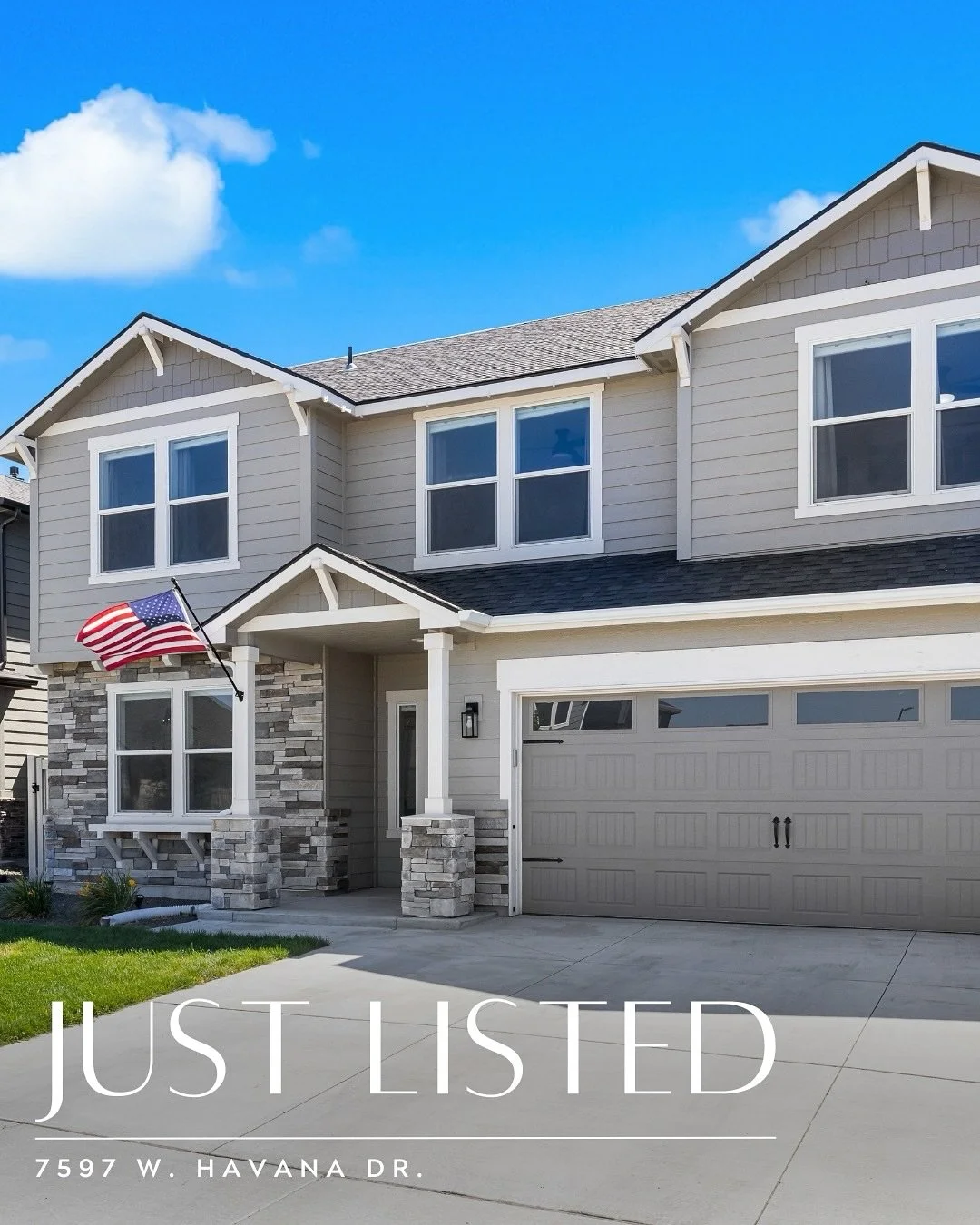 JUST LISTED ✨
⠀⠀⠀⠀⠀⠀⠀⠀⠀
OPEN SATURDAY, 1-3 PM
7597 W Havana Dr, Boise
⠀⠀⠀⠀⠀⠀⠀⠀⠀
This stunning two-story home blends style and functionality with a bright, open floor-plan designed for modern living. A welcoming foyer opens to a spacious great room fe