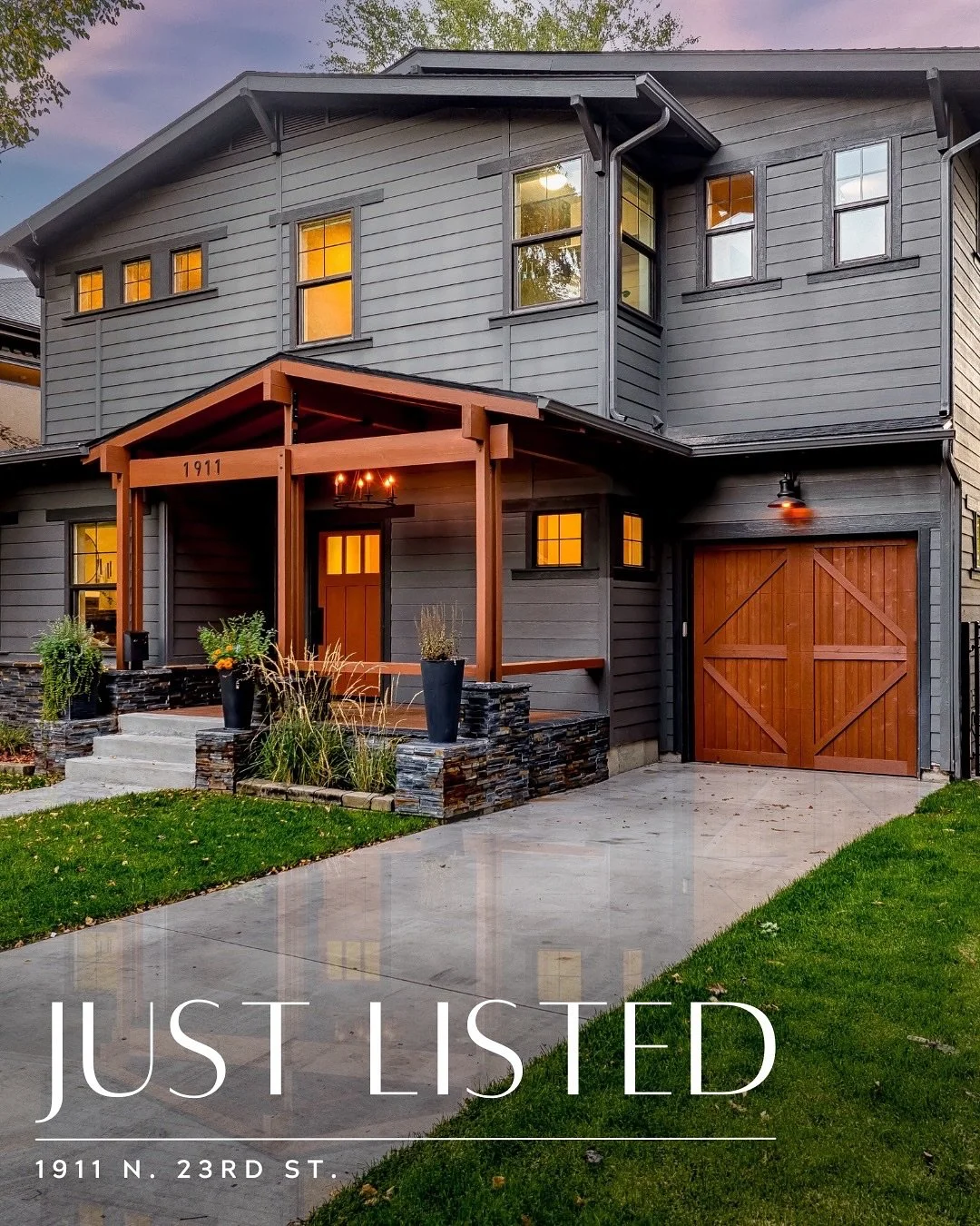 JUST LISTED ✨
⠀⠀⠀⠀⠀⠀⠀⠀⠀
OPEN SAT &amp; SUN, 1-3 PM
1911 N 23rd St, Boise North End
⠀⠀⠀⠀⠀⠀⠀⠀⠀
Offered at $1,350,000
⠀⠀⠀⠀⠀⠀⠀⠀⠀
Like new North End home just steps to Elm Grove Park! Nestled on a tree-lined street in one of Boise&rsquo;s most coveted his