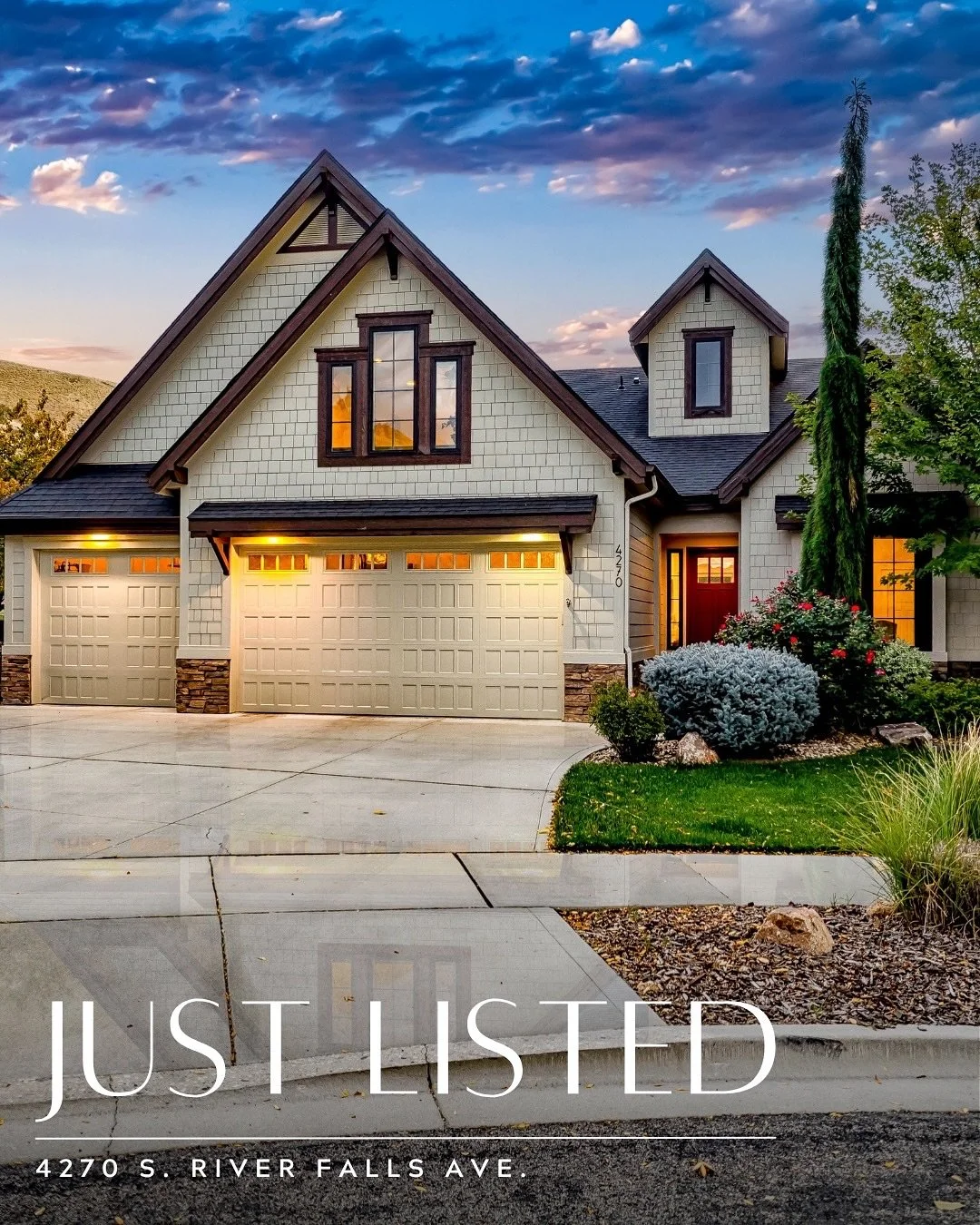 JUST LISTED ✨
⠀⠀⠀⠀⠀⠀⠀⠀⠀
OPEN SAT &amp; SUN, 1-3 PM
4270 S. River Falls Ave, East Boise
⠀⠀⠀⠀⠀⠀⠀⠀⠀
Offered at $1,097,000
⠀⠀⠀⠀⠀⠀⠀⠀⠀
Gorgeous corner-lot home nestled against the Foothills in highly desirable East Boise! Perfect for outdoor enthusiasts w/