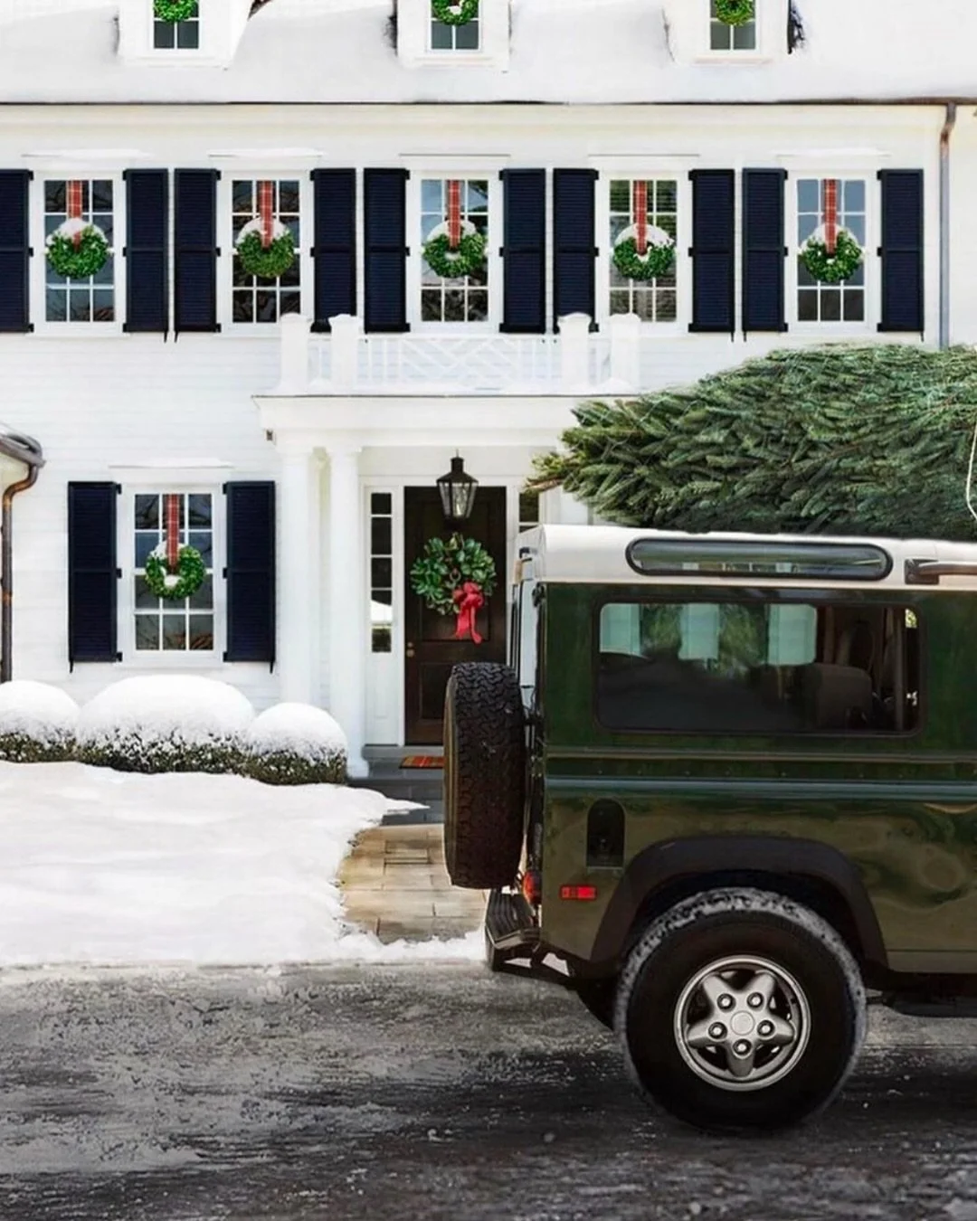 Dreaming of a White Christmas ❄️
⠀⠀⠀⠀⠀⠀⠀⠀⠀
Since a White Christmas isn&rsquo;t on the forecast for Boise this year 🥲 I&rsquo;m living vicariously through these snowy views and festive displays to kick of Christmas week! 🎄
⠀⠀⠀⠀⠀⠀⠀⠀⠀
There&rsquo;s ju