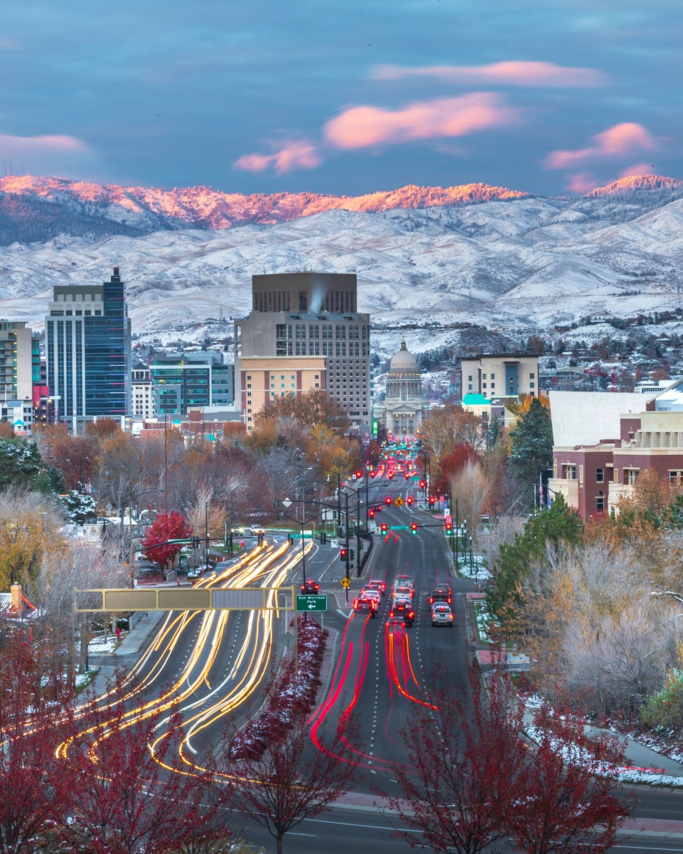 Idaho Weekend Guide ✨
Your Local Guide to Events in Boise &amp; Beyond ⬇️
⠀⠀⠀⠀⠀⠀⠀⠀⠀
FRIDAY, 1/30
❄️ Boise State Gymnastics @ Extramile Arena
❄️ Tasting Night @ Telaya Wine Co
❄️ McCall Winter Carnival
❄️ Museum After Dark (21+) @ Idaho State Museum
❄