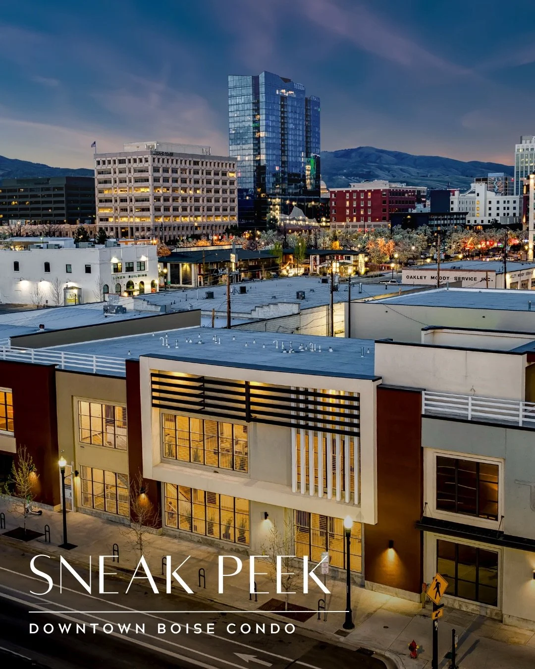 SNEAK PEEK ✨
⠀⠀⠀⠀⠀⠀⠀⠀⠀
Comment &ldquo;CONDO&rdquo; for all the details! 🏙️
⠀⠀⠀⠀⠀⠀⠀⠀⠀
Contemporary living in this stunning downtown Boise condo, conveniently positioned near the city&rsquo;s best dining, shopping and entertainment.
⠀⠀⠀⠀⠀⠀⠀⠀⠀
McFerrin