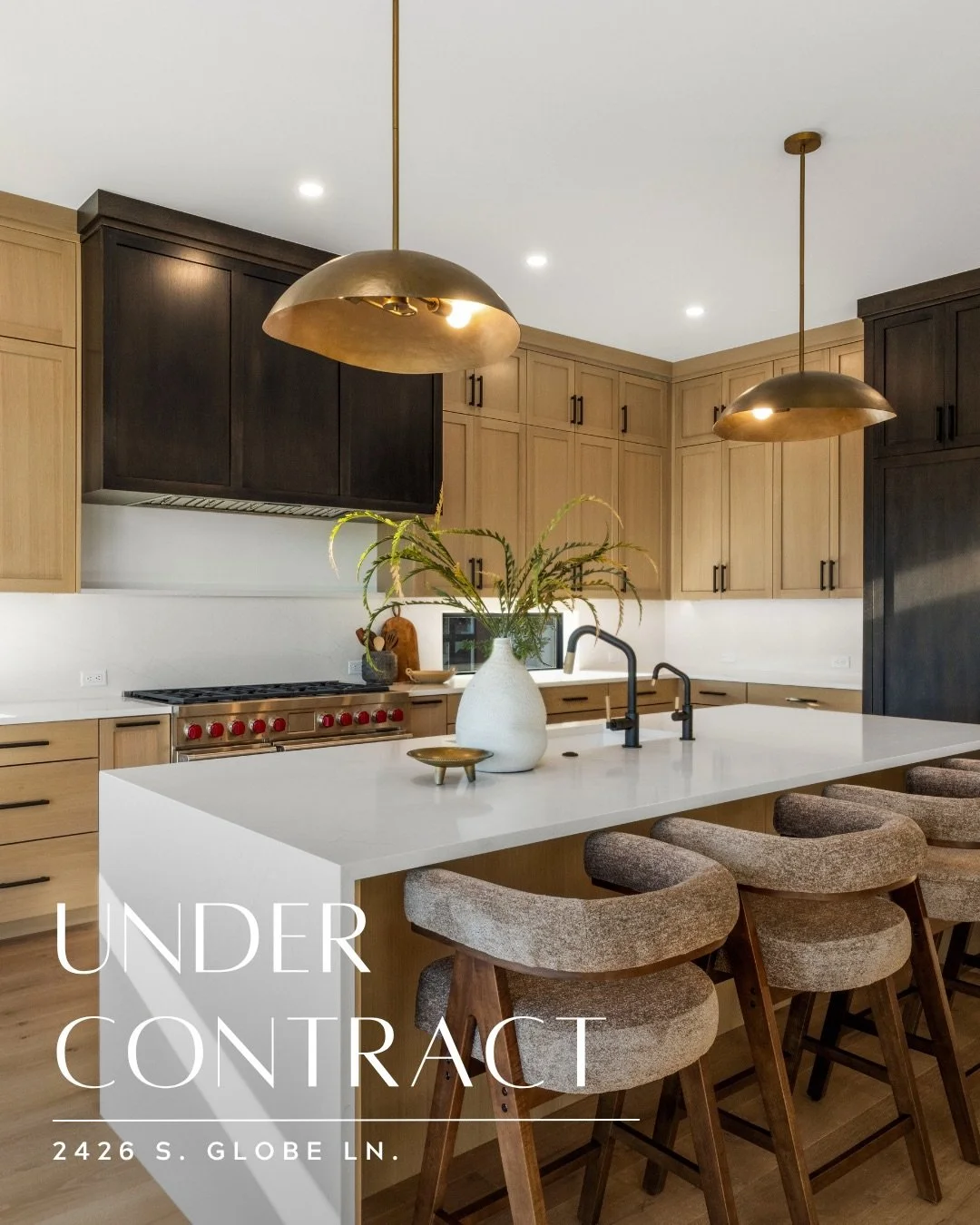 UNDER CONTRACT ✨
⠀⠀⠀⠀⠀⠀⠀⠀⠀
We are so thrilled for our buyers pending on one of the most beautiful @tealpoint_customhomes builds in Southeast Boise 😍 🎉  Set against the foothills with expansive valley views, every detail is carefully crafted.
⠀
📍 2