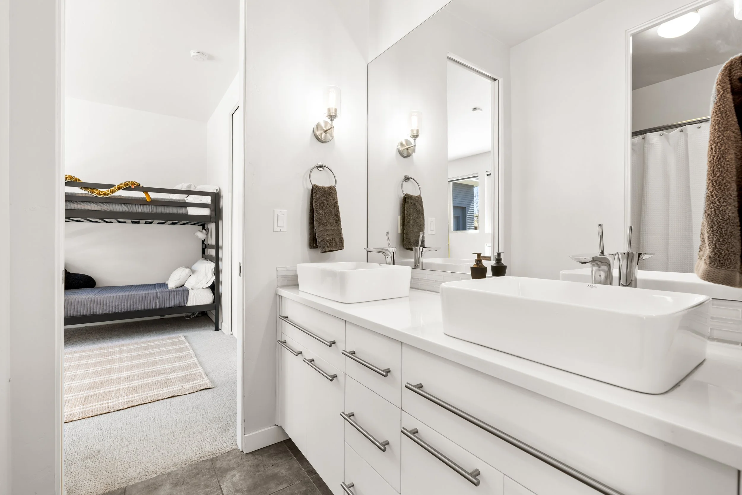 2318WDoraLn-49.jpg