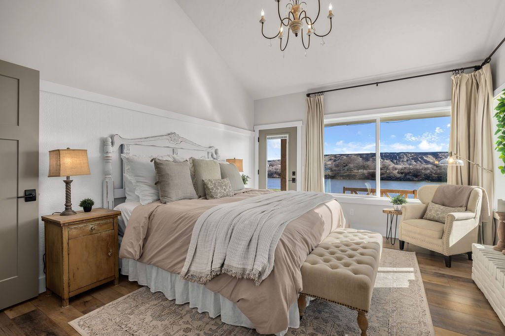 7858RiverFrontDr-57.jpg