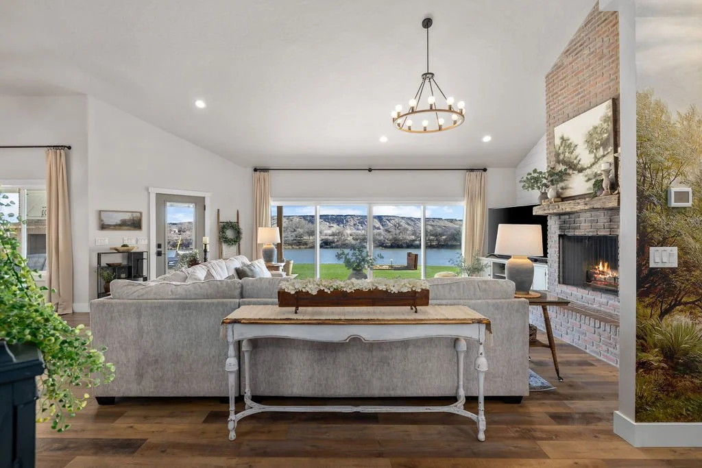 7858RiverFrontDr-10.jpg