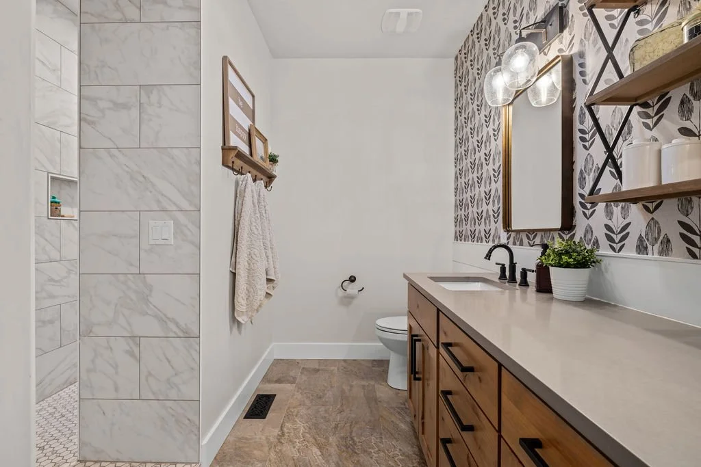 7858RiverFrontDr-83.jpg