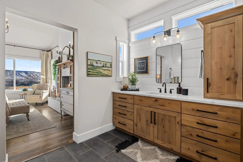 7858RiverFrontDr-64.jpg
