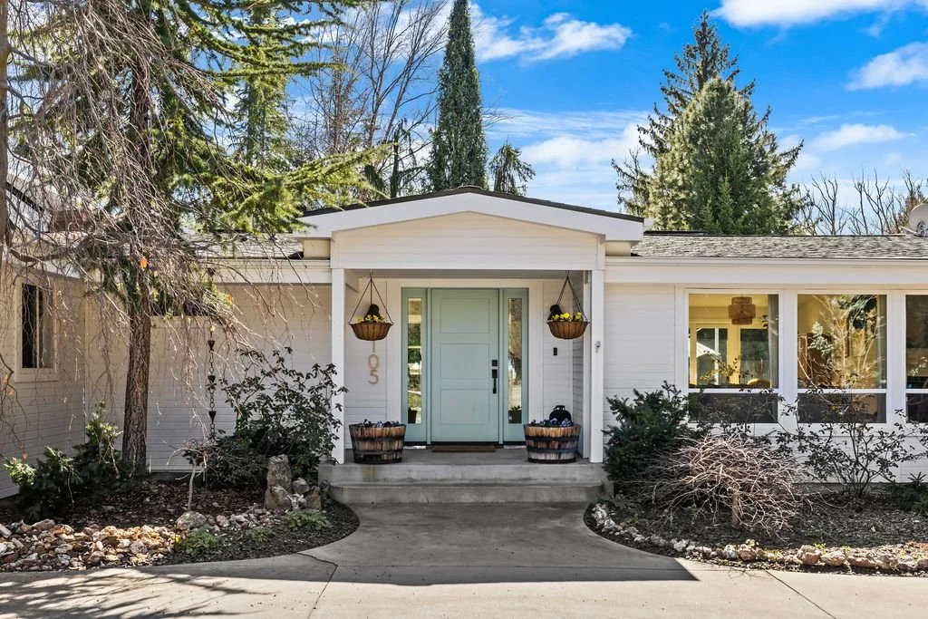 2105EWarmSpringsAve-2.jpg