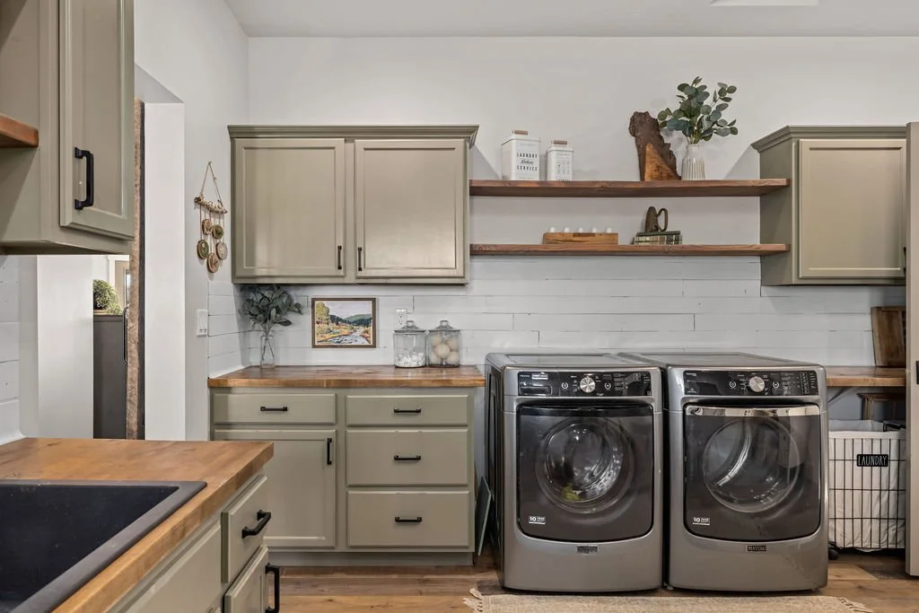 7858RiverFrontDr-73.jpg