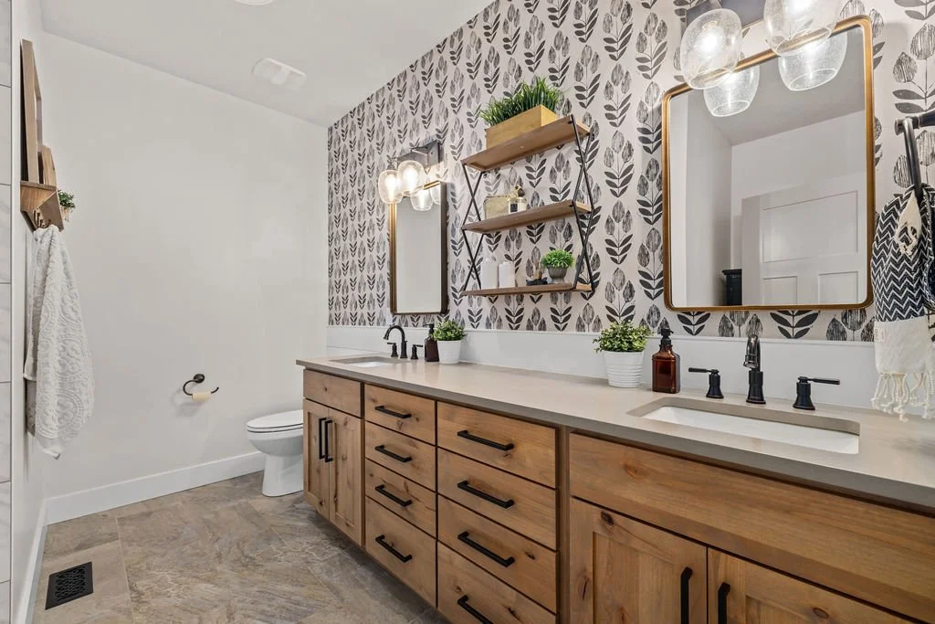 7858RiverFrontDr-82.jpg