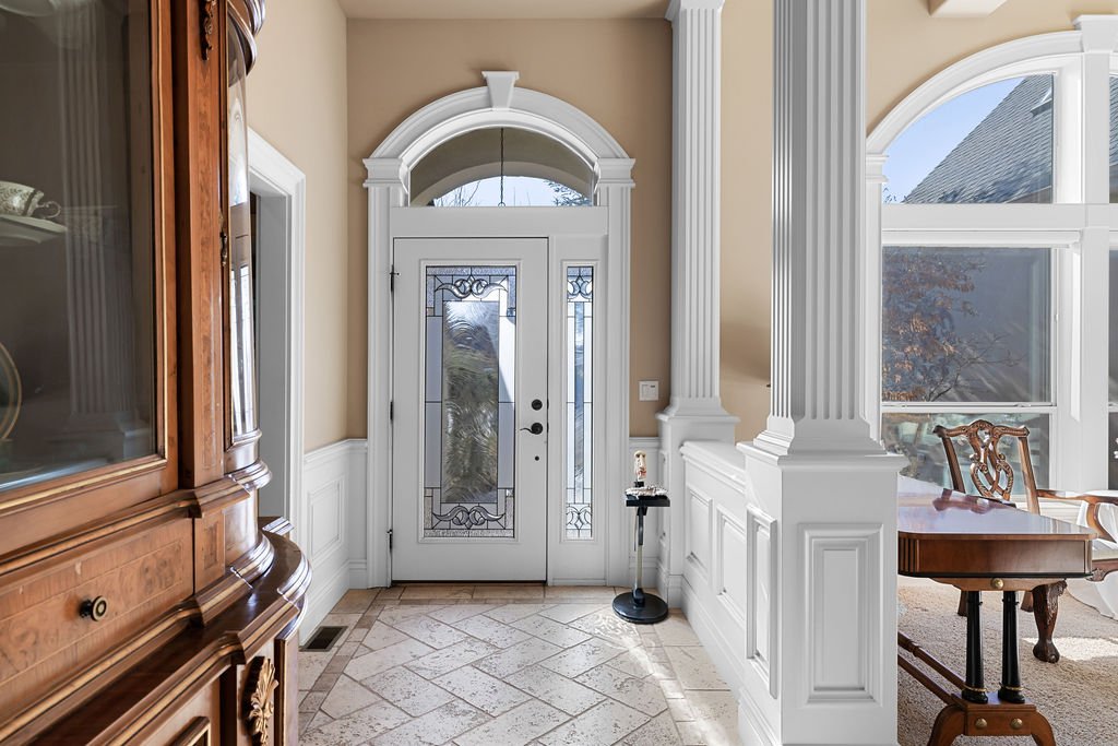 636WColchesterDr-4.jpg