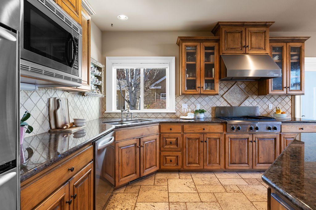 636WColchesterDr-46.jpg
