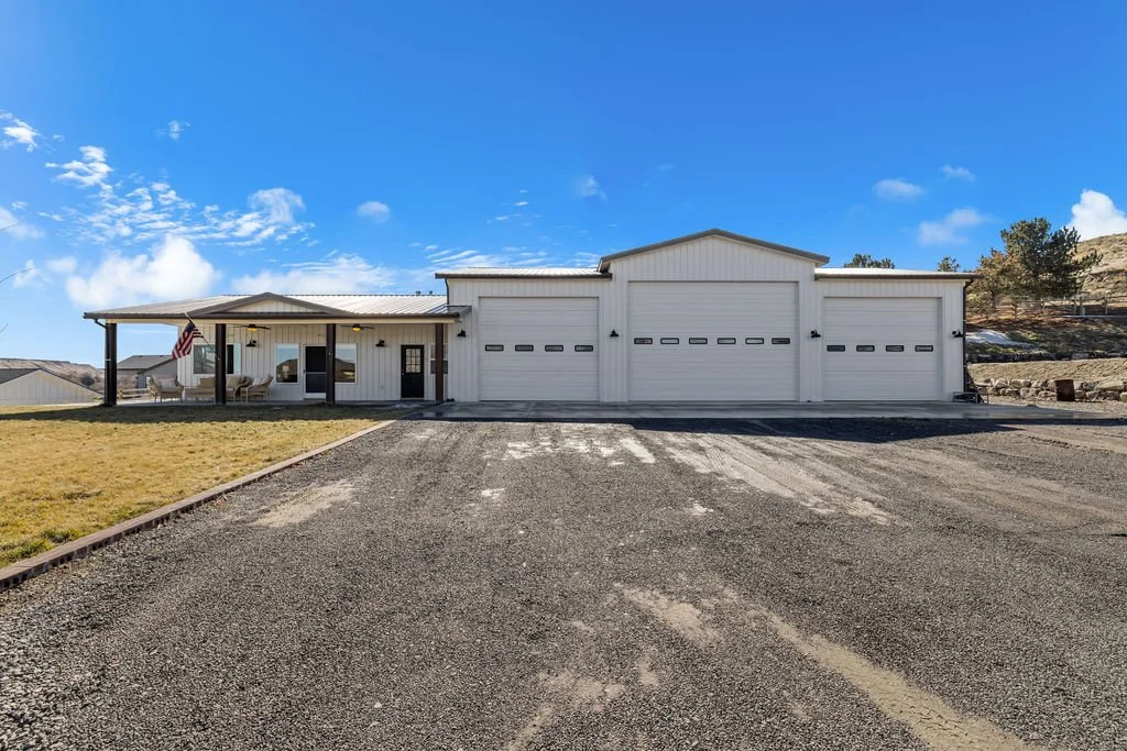7858RiverFrontDr-108.jpg