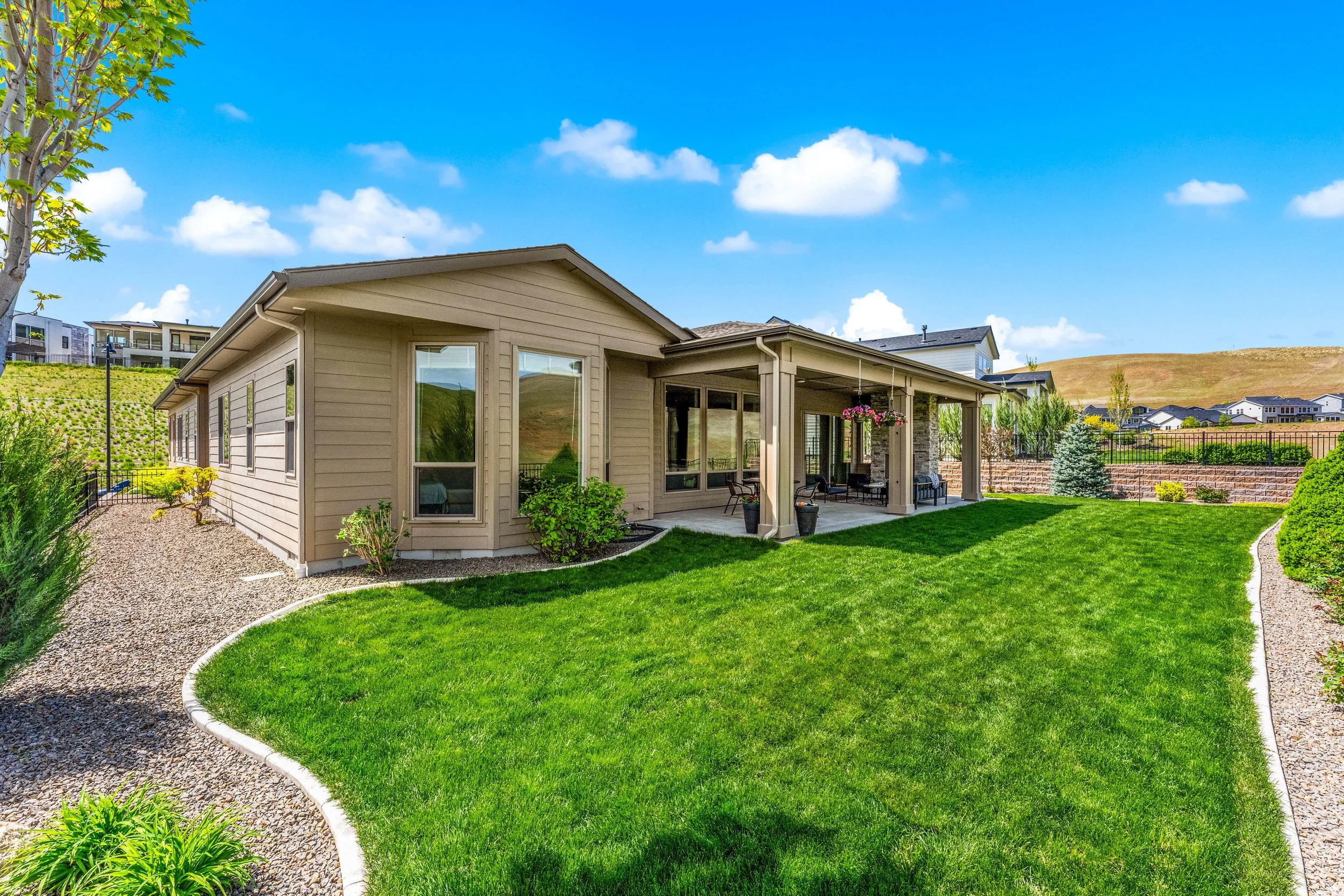 6108 E Barber Dr-12.jpg
