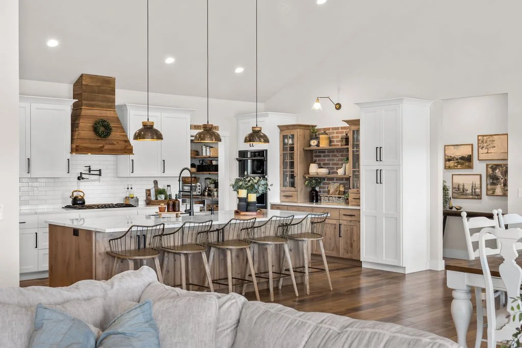 7858RiverFrontDr-30.jpg