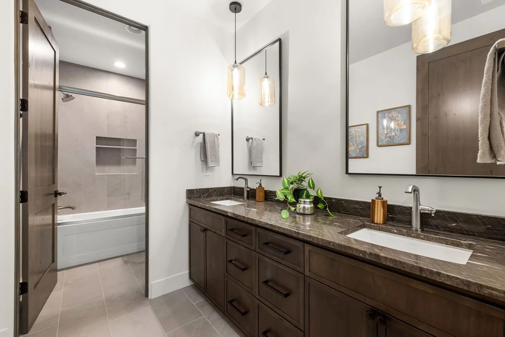 228SAdlerLn-94.jpg