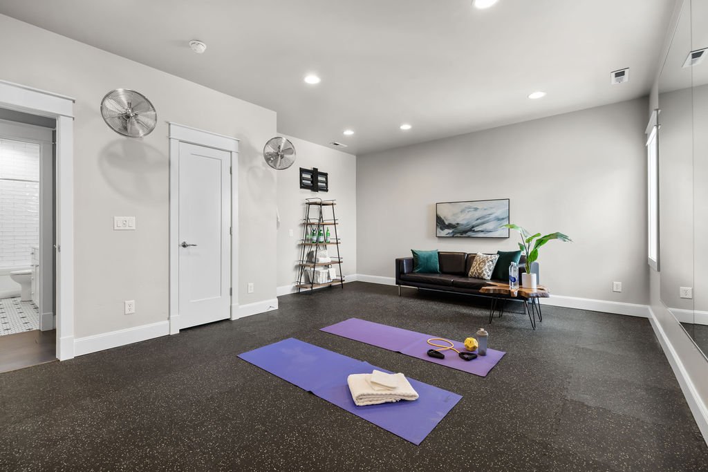 900SBrentbrookLn-74.jpg