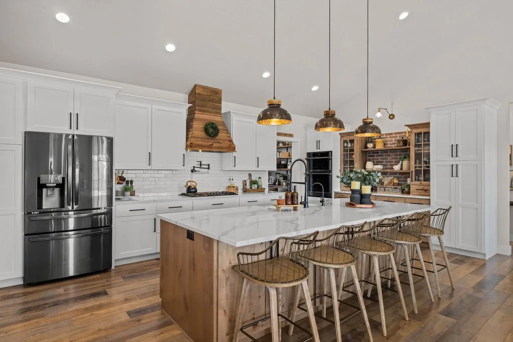 7858RiverFrontDr-34.jpg