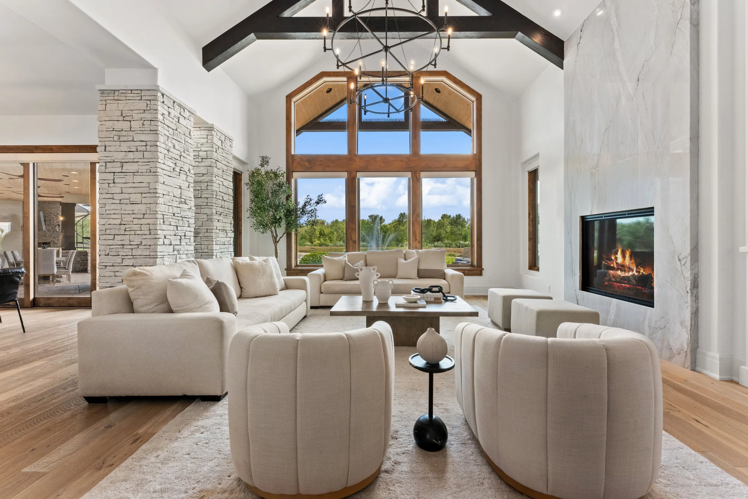 5b_21805 Koa Ln-2.jpg