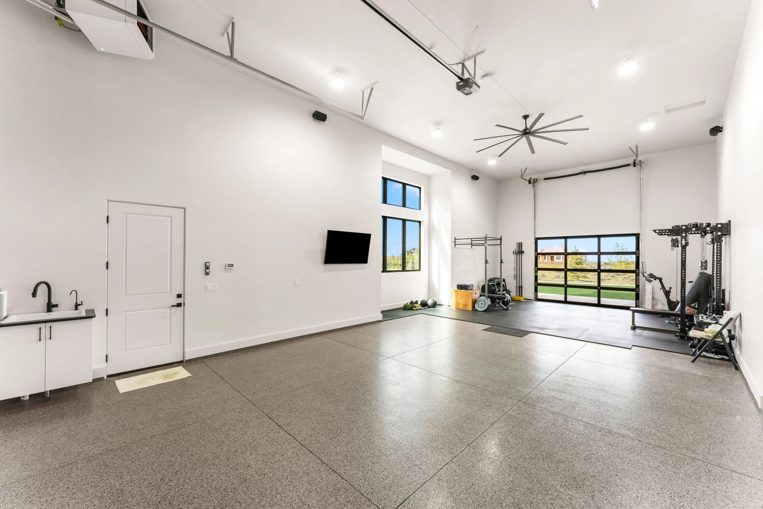 9737 N Springer Ln -24.jpg