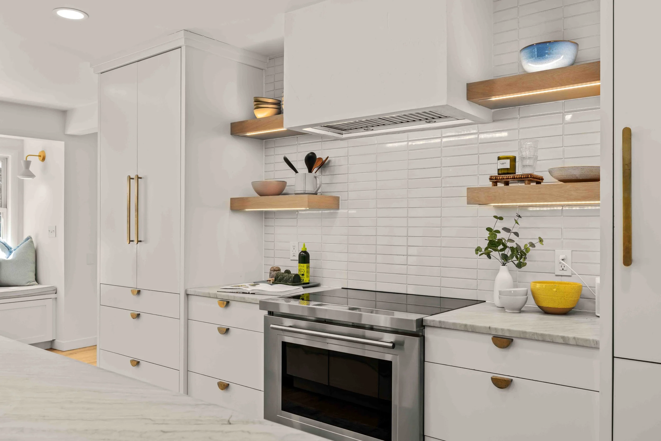 2105EWarmSpringsAve-17-fix.jpg