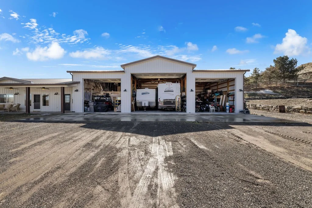 7858RiverFrontDr-109.jpg