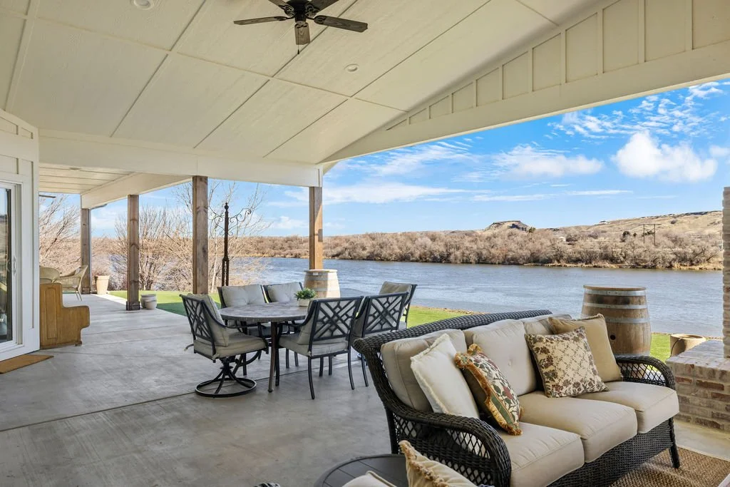 7858RiverFrontDr-95.jpg