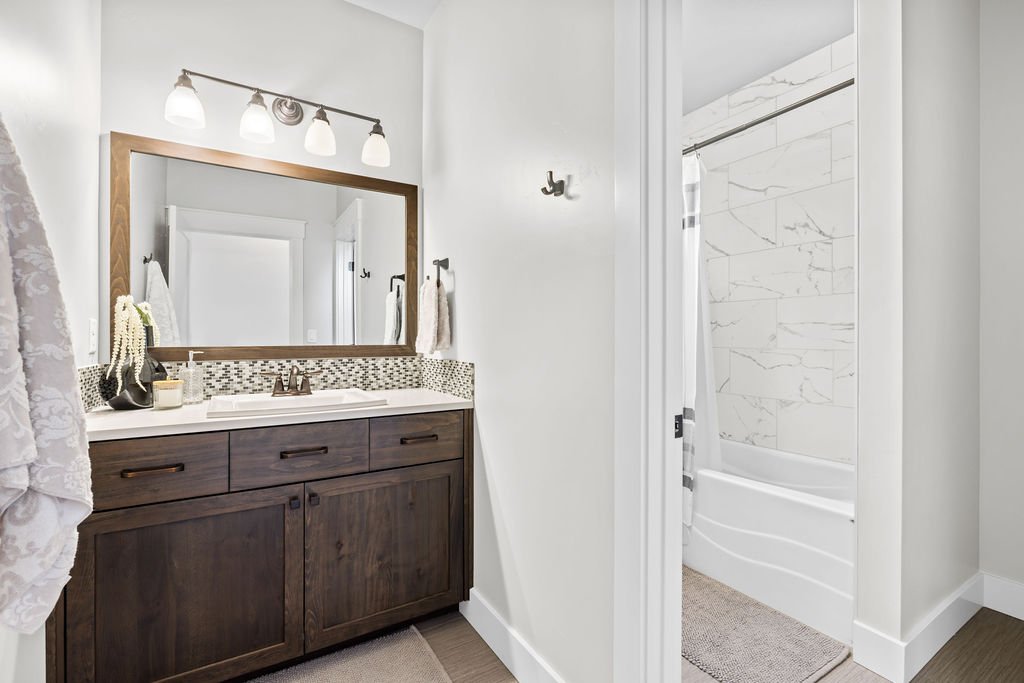 897SBrentbrookLn-66.jpg