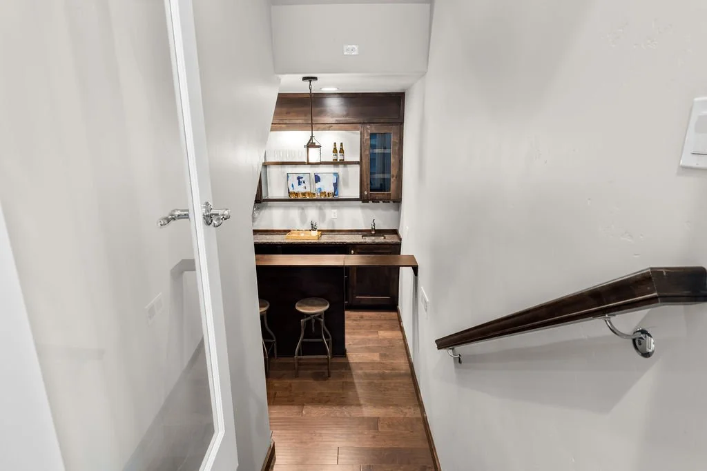900SBrentbrookLn-103.jpg