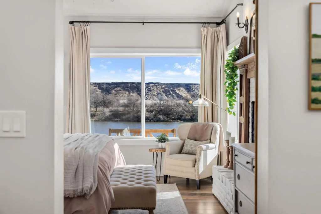 7858RiverFrontDr-68.jpg