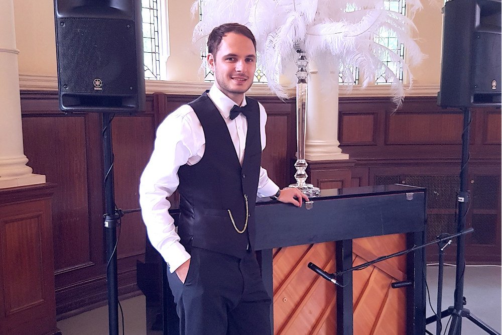 Gatsby Themed Party Live Music Singer Pianist Jazzy Vintage