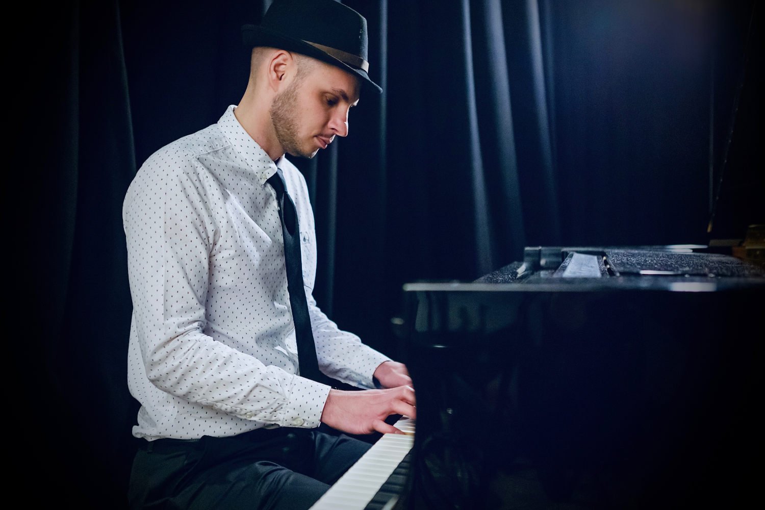 Jon Hickman Pianist Playing Piano