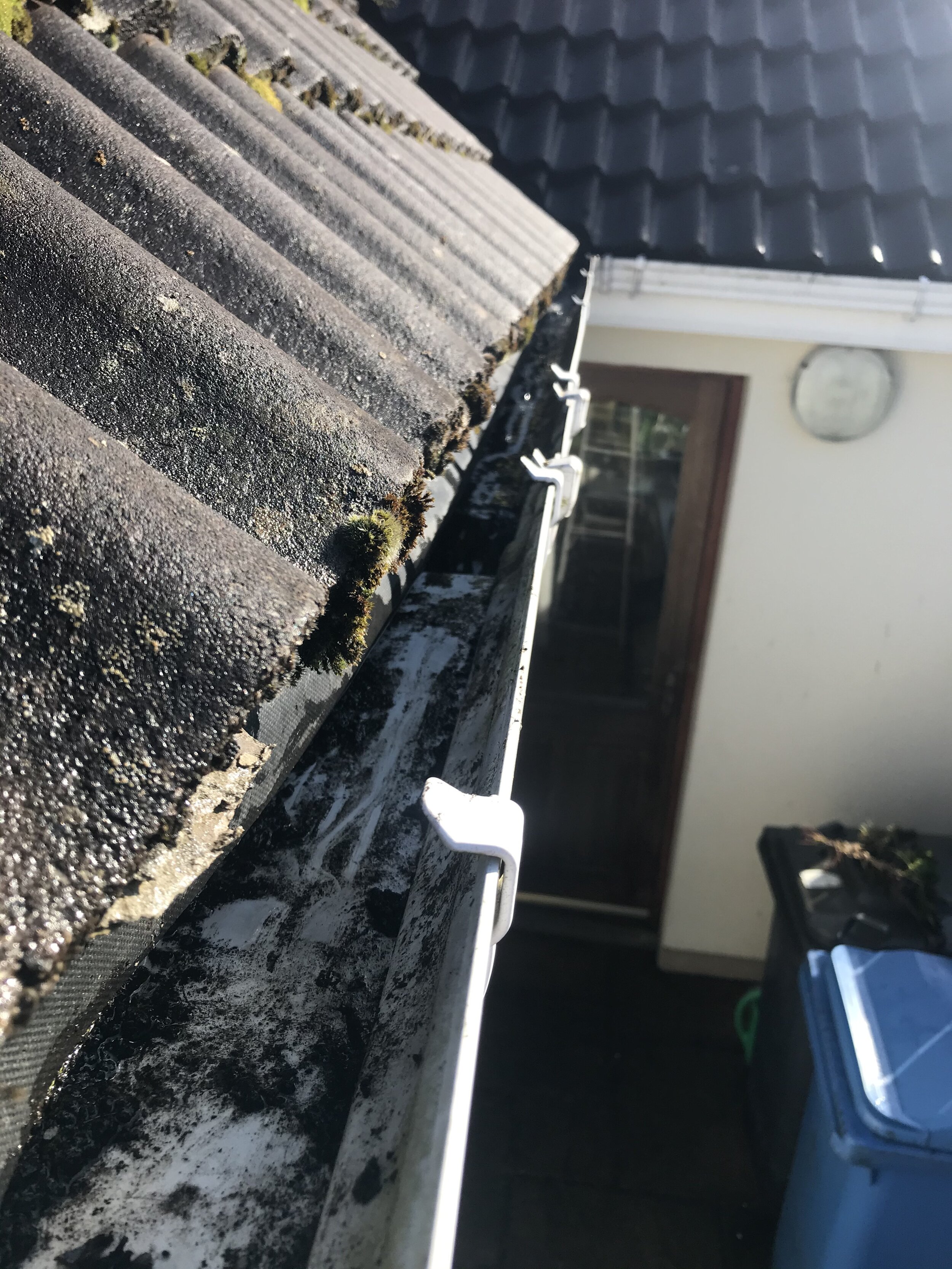 Gutter clearance